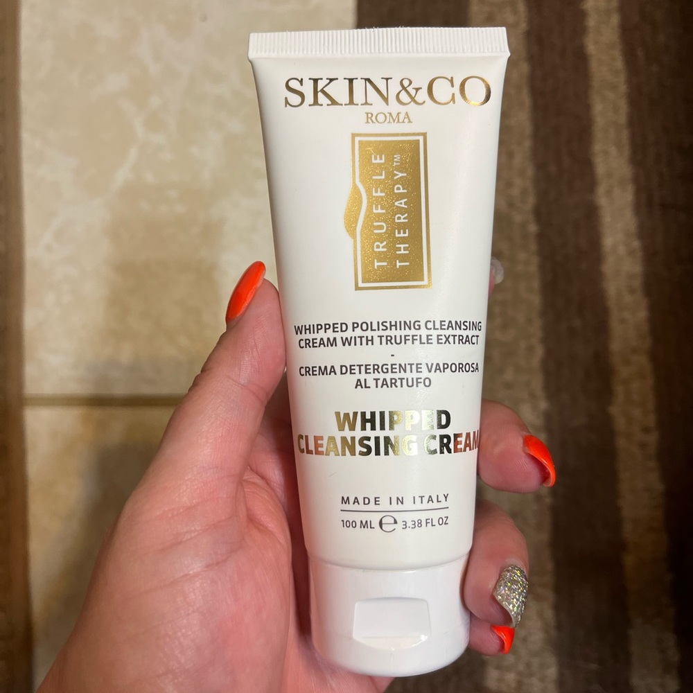⭐️BOGO⭐️ Skin & Co whipped cleanser